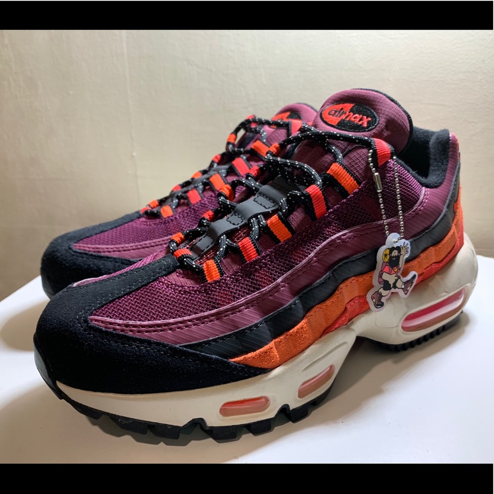 Nike air Max 95s ... utility villain red